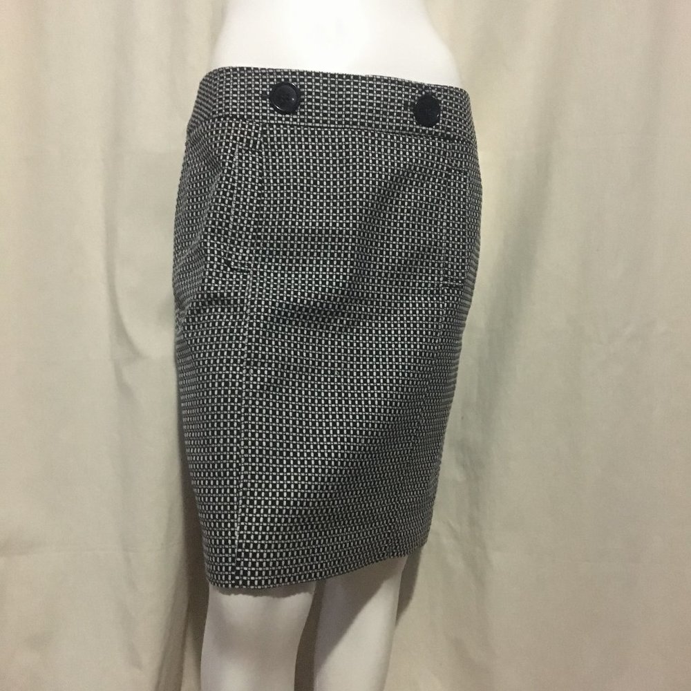 Ann Taylor Petites 10 Black White - Picture 1 of 6